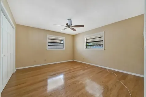 5630 13th Avenue N St Petersburg FL 33710