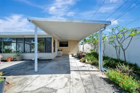 5630 13th Avenue N St Petersburg FL 33710