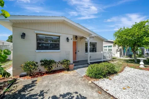 5630 13th Avenue N St Petersburg FL 33710