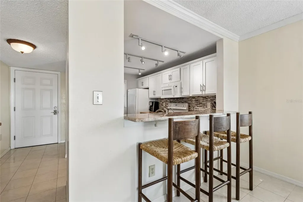 719 Pinellas Bayway S St Petersburg FL 33715