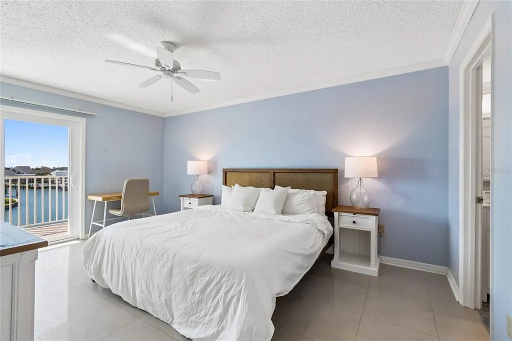 719 Pinellas Bayway S St Petersburg FL 33715