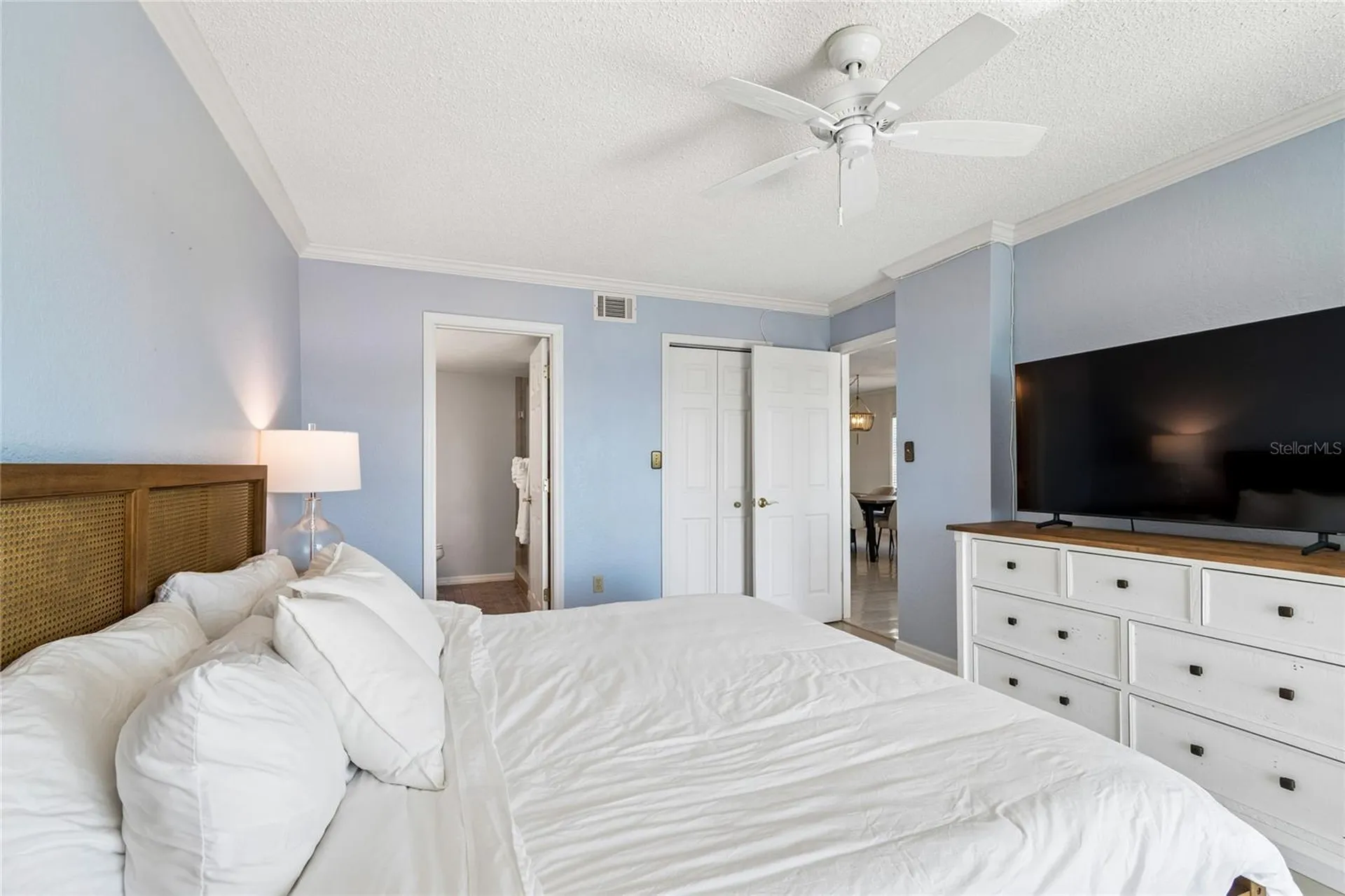 719 Pinellas Bayway S St Petersburg FL 33715