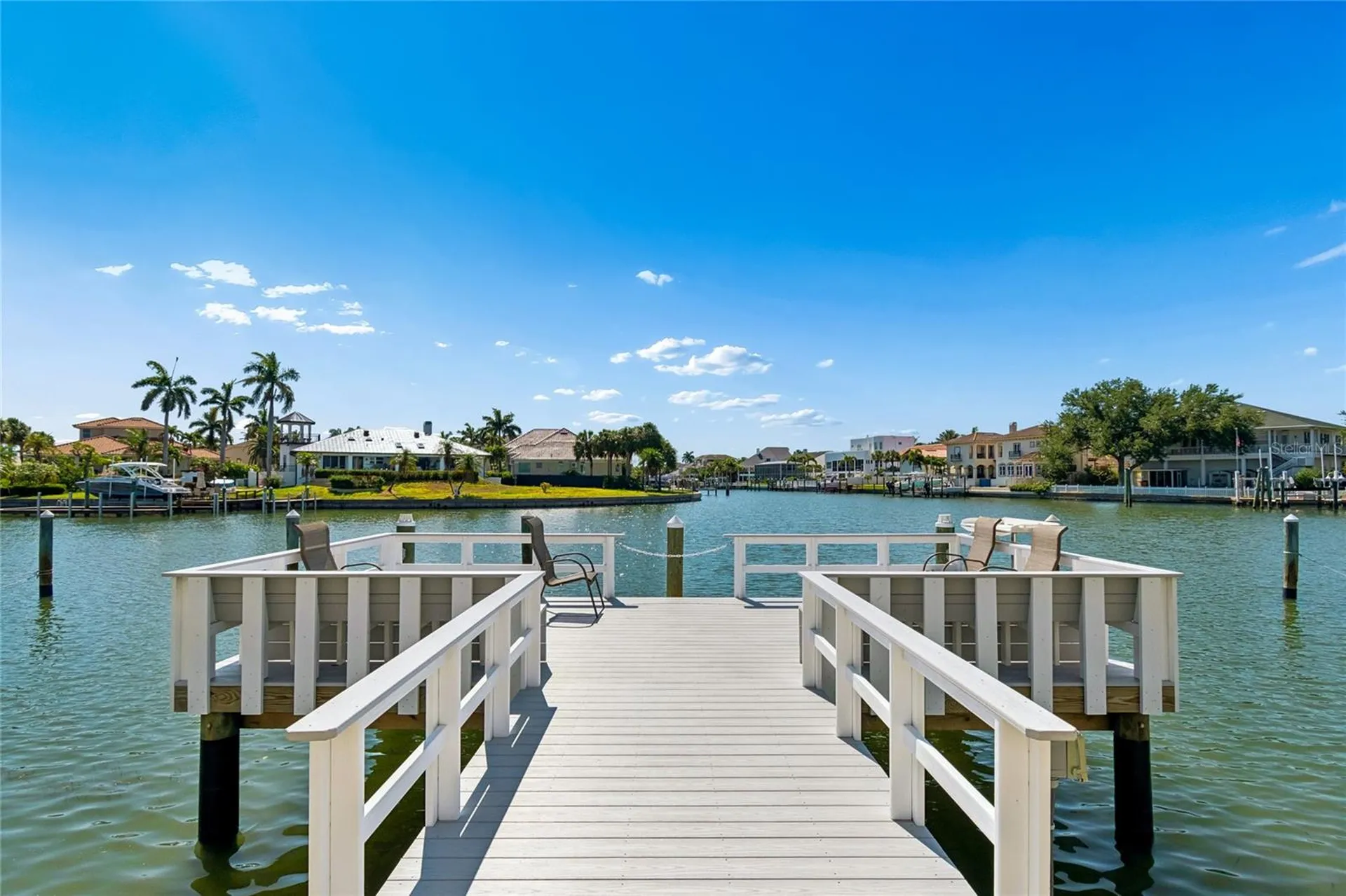 719 Pinellas Bayway S St Petersburg FL 33715