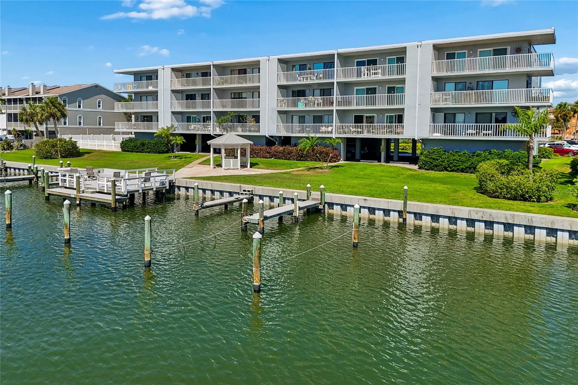 719 Pinellas Bayway S St Petersburg FL 33715