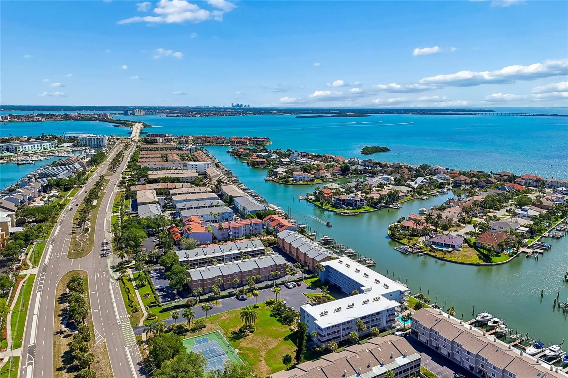 719 Pinellas Bayway S St Petersburg FL 33715