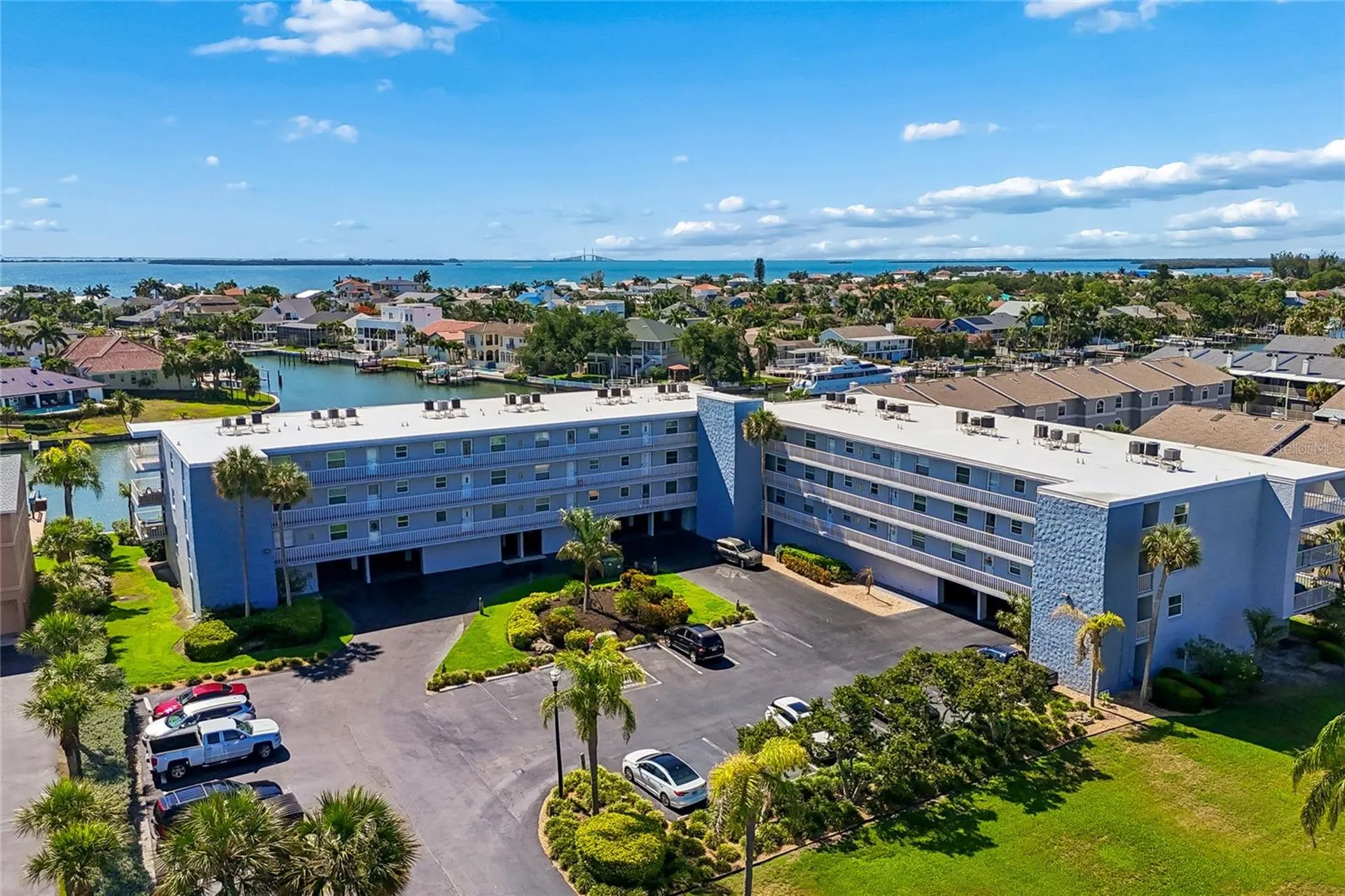 719 Pinellas Bayway S St Petersburg FL 33715