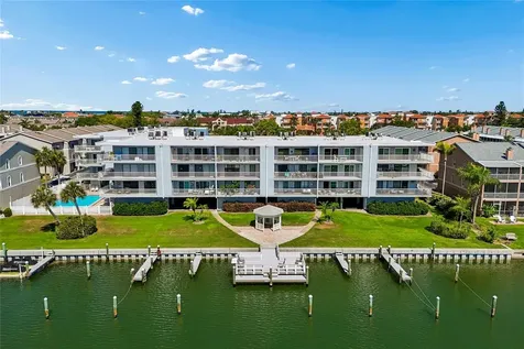 719 Pinellas Bayway S St Petersburg FL 33715