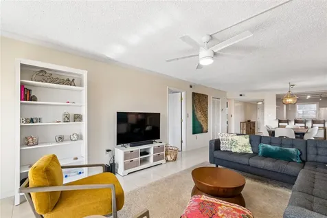 719 Pinellas Bayway S St Petersburg FL 33715