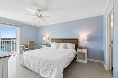 719 Pinellas Bayway S St Petersburg FL 33715