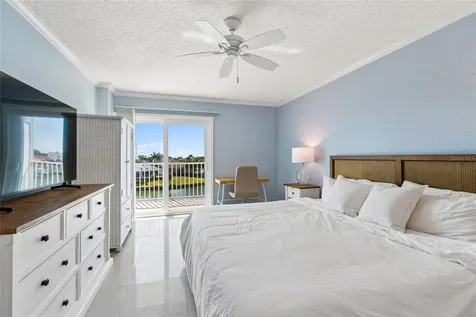 719 Pinellas Bayway S St Petersburg FL 33715