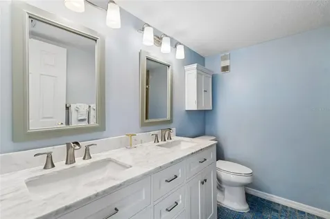 719 Pinellas Bayway S St Petersburg FL 33715