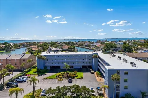 719 Pinellas Bayway S St Petersburg FL 33715