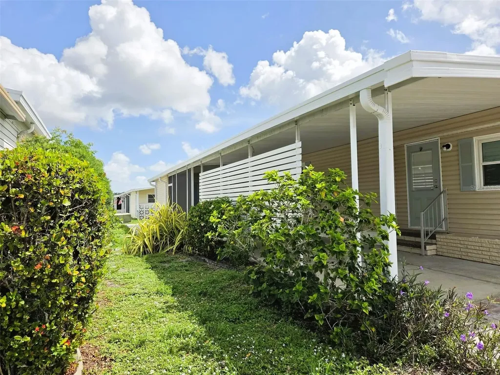 3227 Bayberry Terrace Sarasota FL 34237
