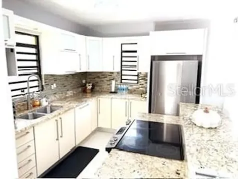 100 Candelero Drive Montesol Humacao PR 00791