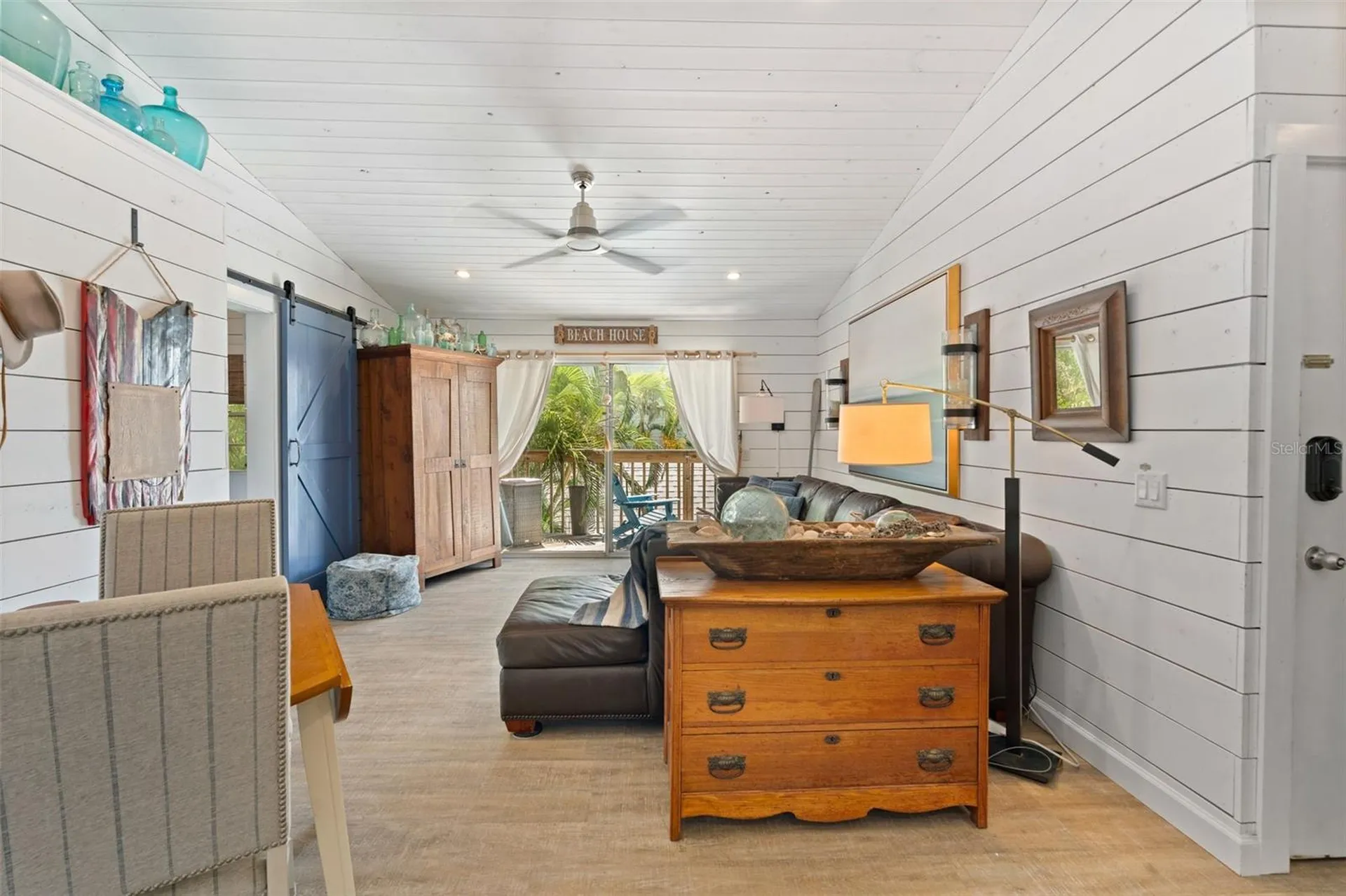 2517 Avenue C Bradenton Beach FL 34217