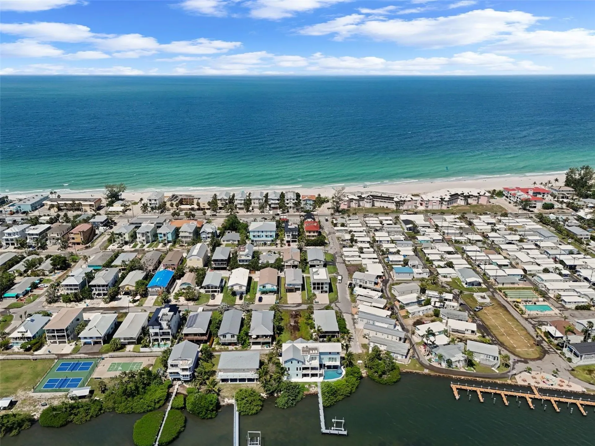 2517 Avenue C Bradenton Beach FL 34217