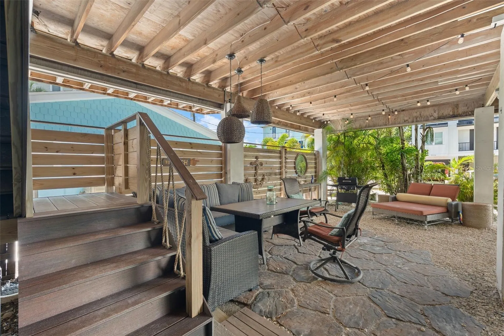 2517 Avenue C Bradenton Beach FL 34217