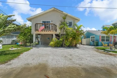 2517 Avenue C Bradenton Beach FL 34217
