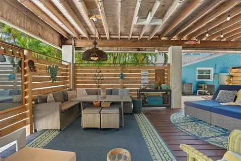 2517 Avenue C Bradenton Beach FL 34217