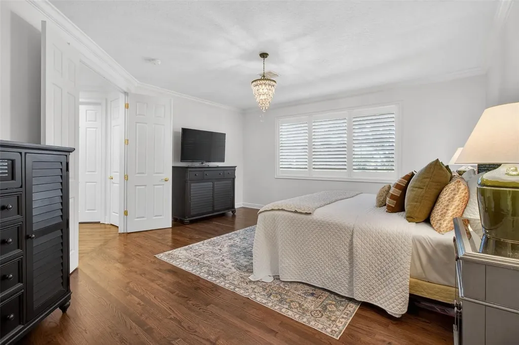 1298 Seville Lane NE St Petersburg FL 33704