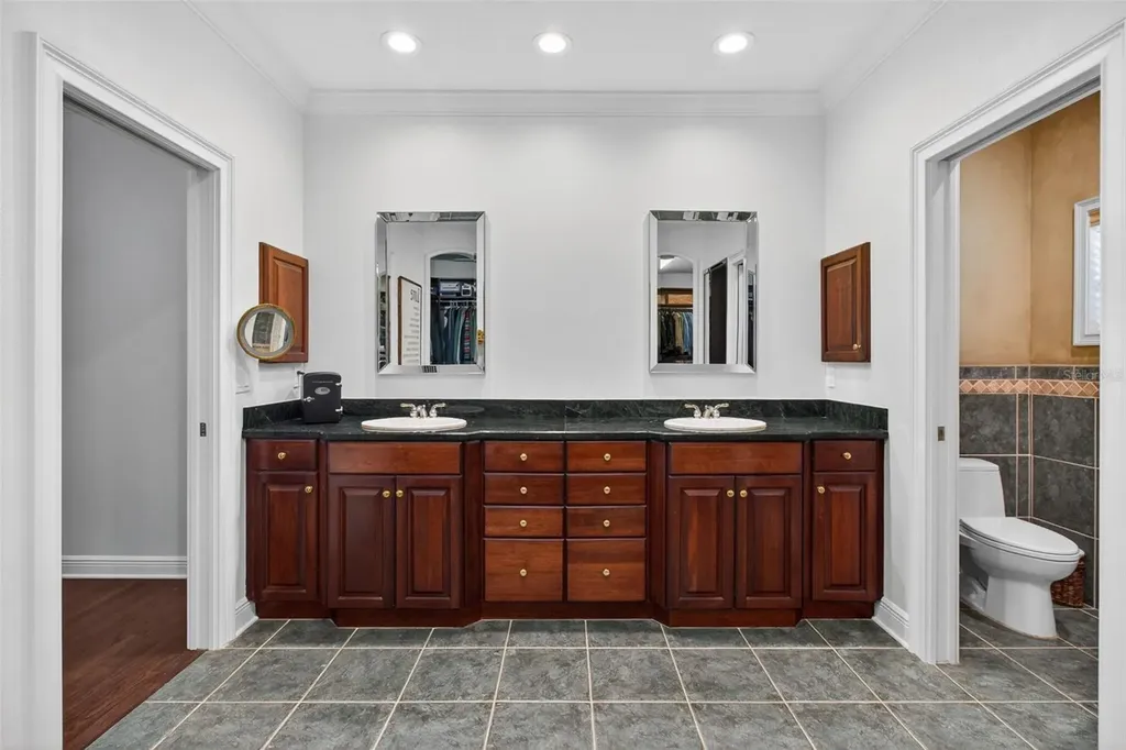 1298 Seville Lane NE St Petersburg FL 33704