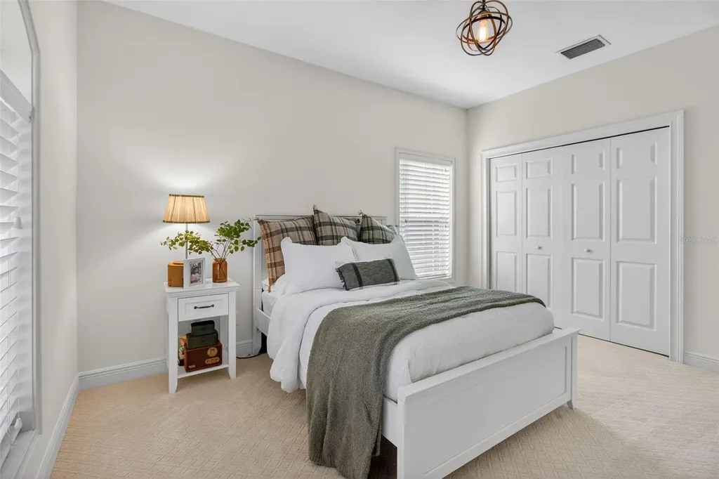 1298 Seville Lane NE St Petersburg FL 33704