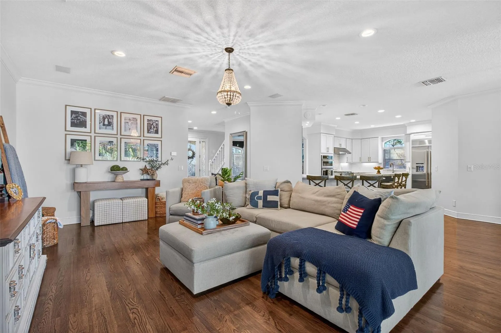 1298 Seville Lane NE St Petersburg FL 33704