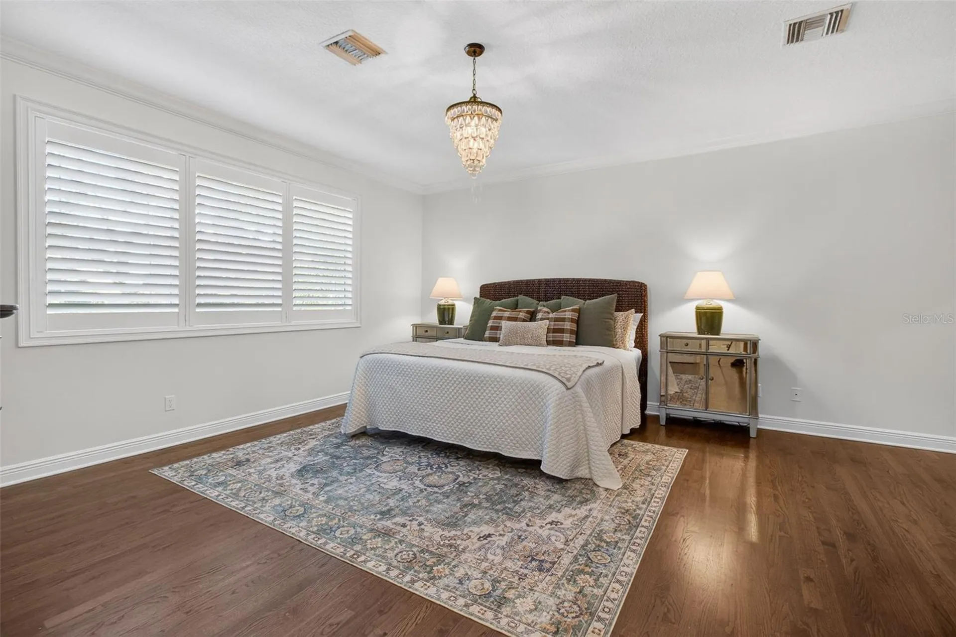 1298 Seville Lane NE St Petersburg FL 33704