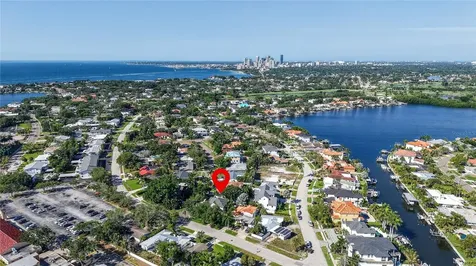 1298 Seville Lane NE St Petersburg FL 33704