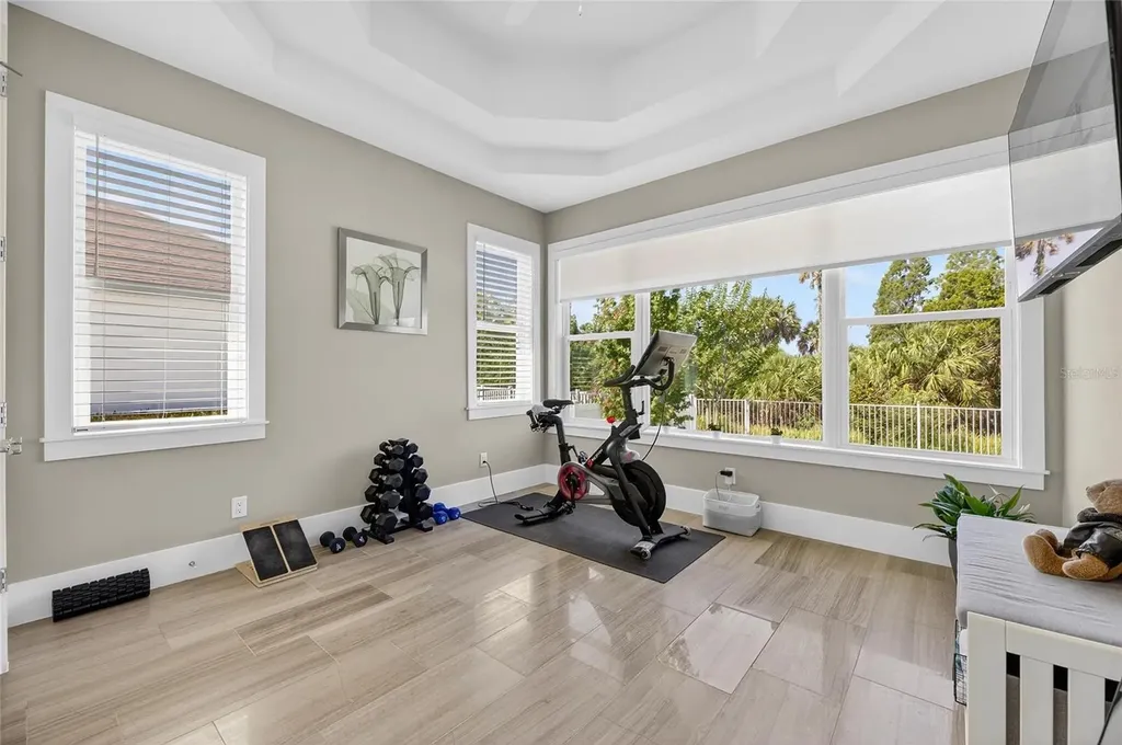 638 Manns Harbor Drive Apollo Beach FL 33572