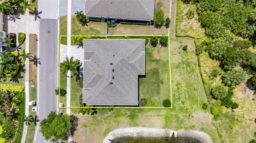 638 Manns Harbor Drive Apollo Beach FL 33572