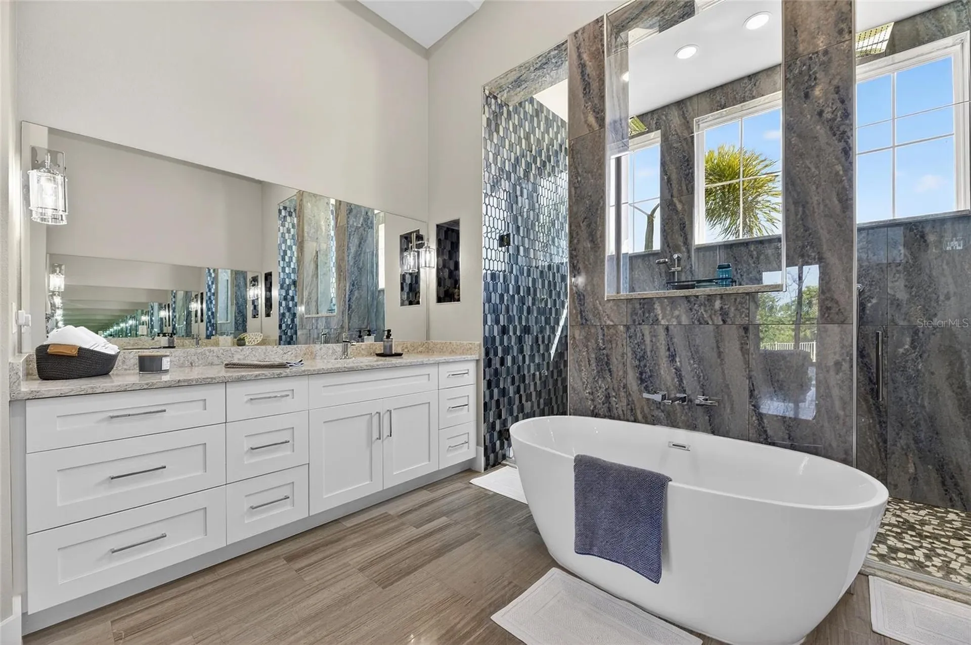 638 Manns Harbor Drive Apollo Beach FL 33572
