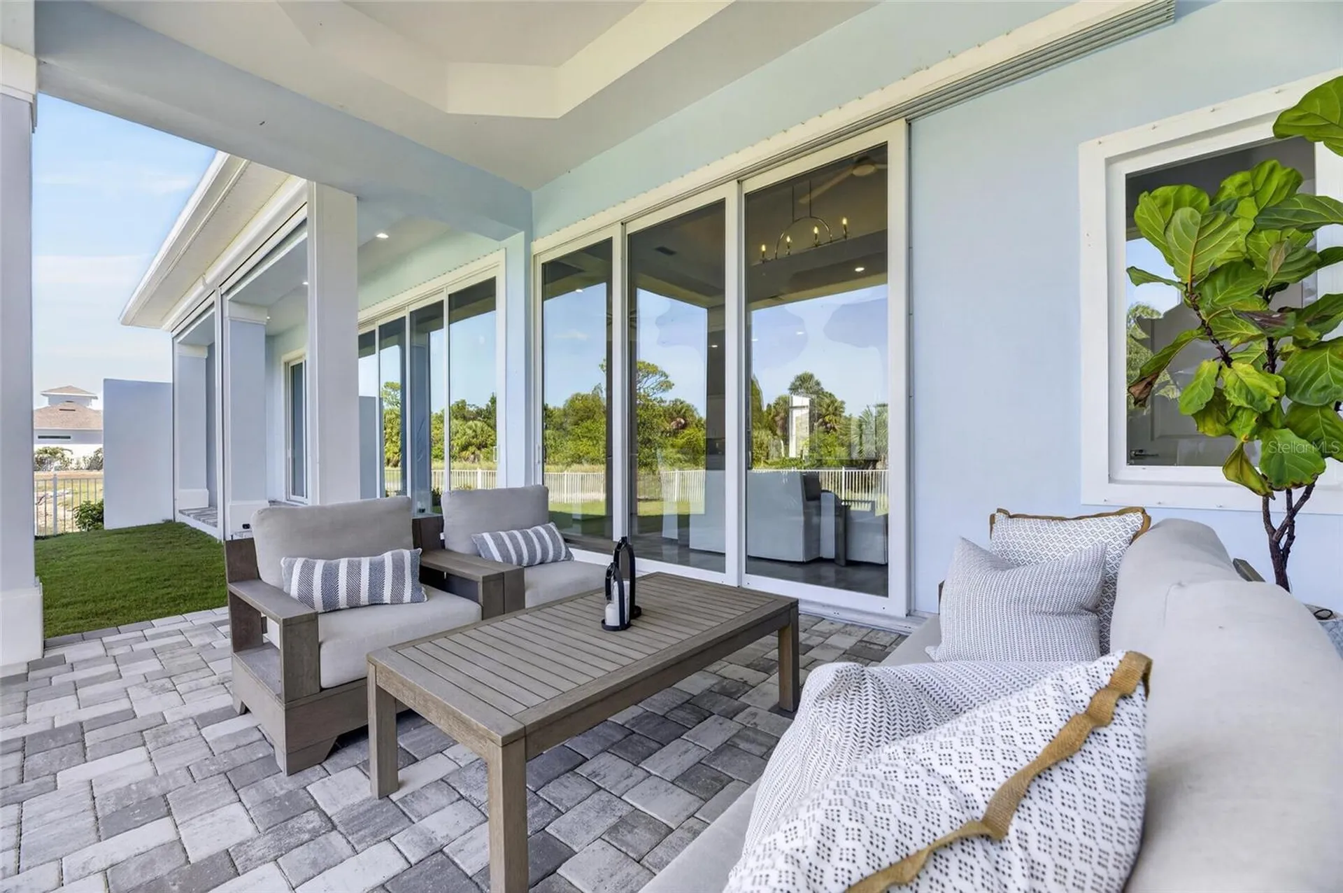 638 Manns Harbor Drive Apollo Beach FL 33572