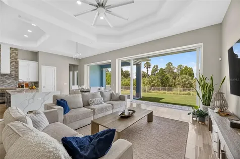 638 Manns Harbor Drive Apollo Beach FL 33572