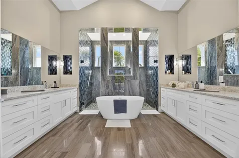 638 Manns Harbor Drive Apollo Beach FL 33572