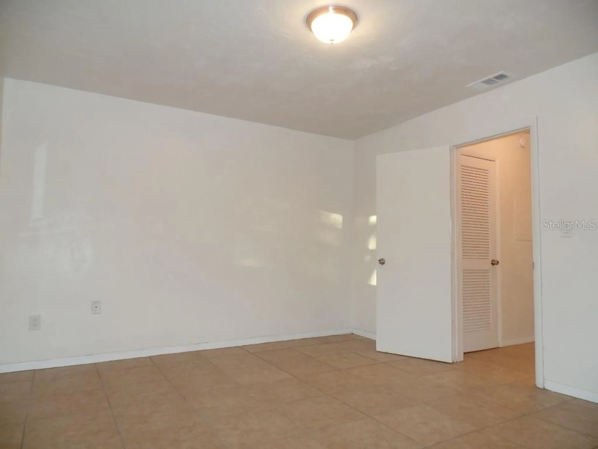 1240 70th Street N St Petersburg FL 33710