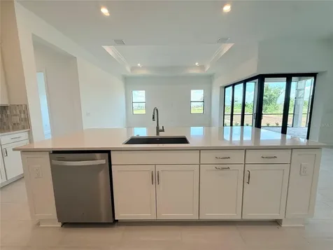 5031 Golden Shore Court Lakewood Ranch FL 34211