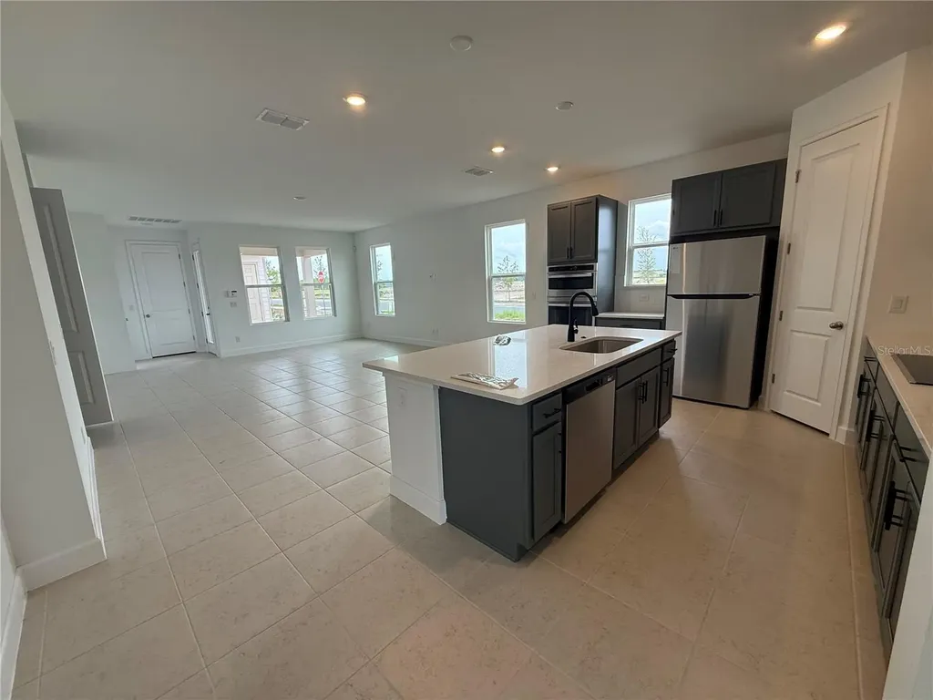 2949 Sailhouse Drive St Cloud FL 34771