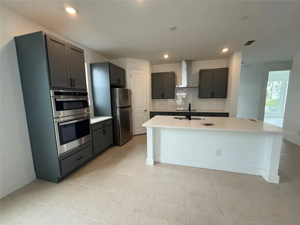 2949 Sailhouse Drive St Cloud FL 34771