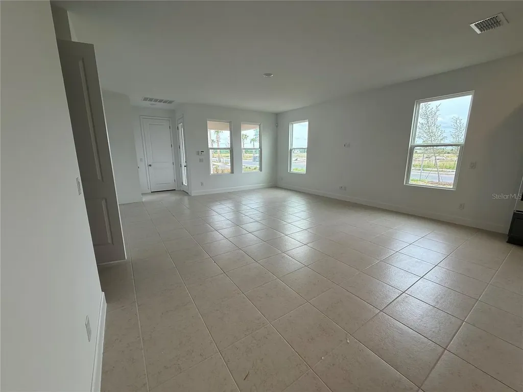 2949 Sailhouse Drive St Cloud FL 34771