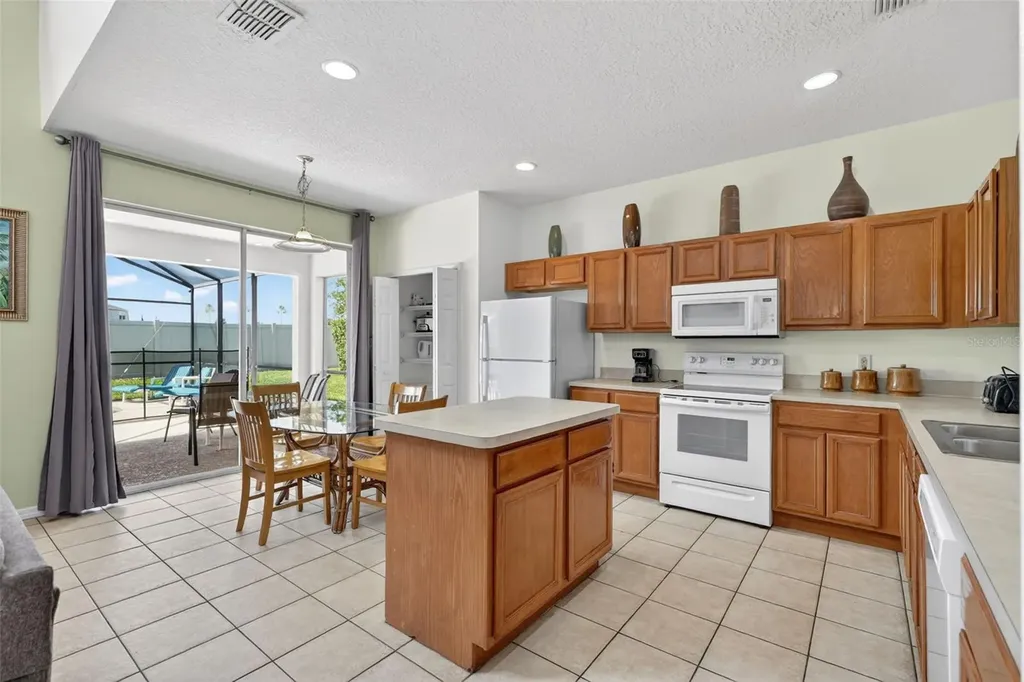 630 Solana Circle Davenport FL 33837