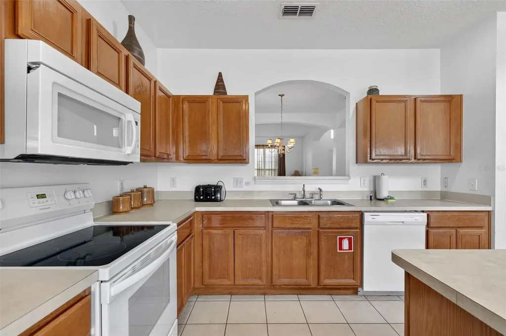630 Solana Circle Davenport FL 33837
