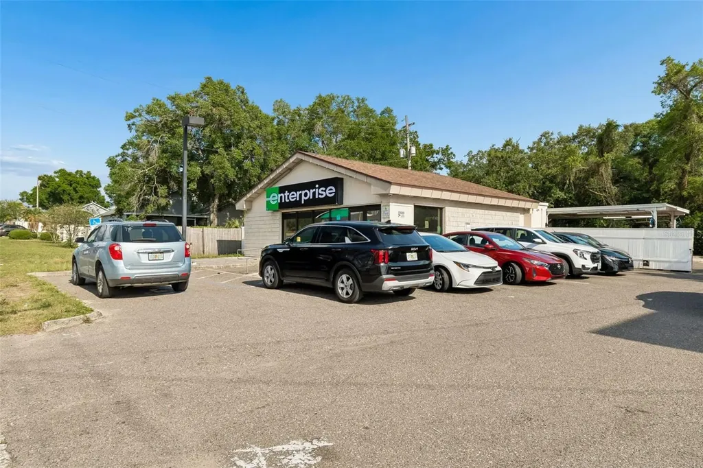 4901 E Busch Boulevard Tampa FL 33617