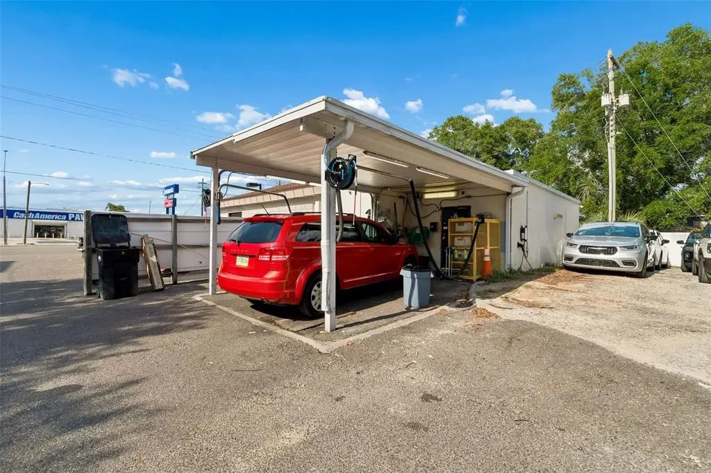 4901 E Busch Boulevard Tampa FL 33617