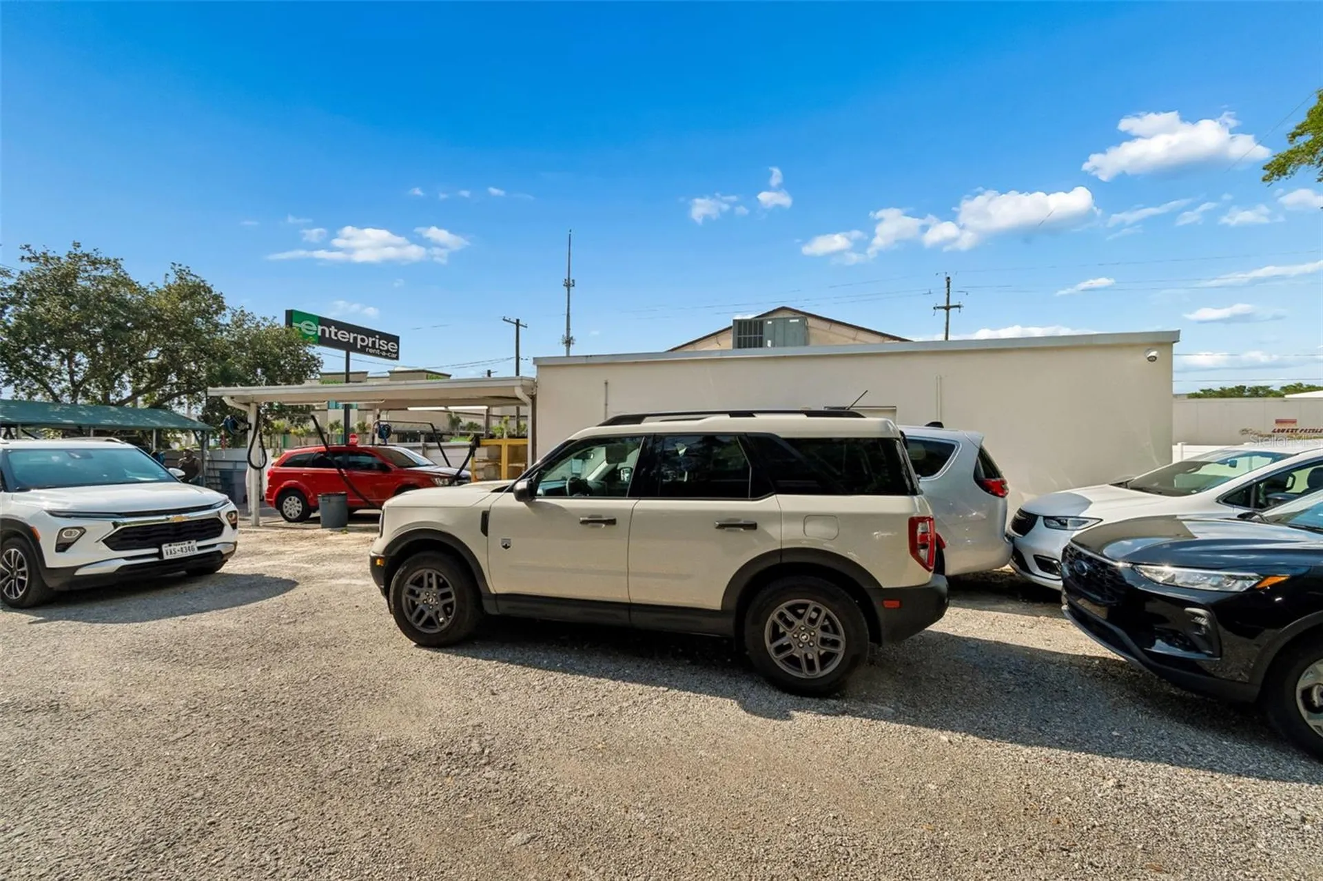 4901 E Busch Boulevard Tampa FL 33617
