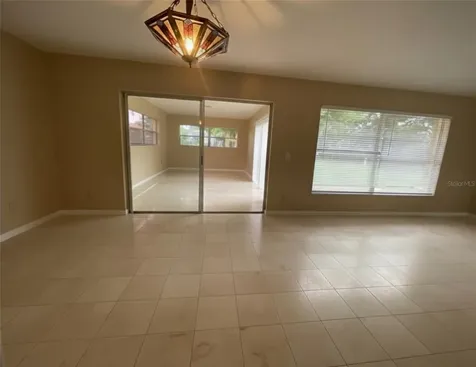 208 Shady Hollow Casselberry FL 32707