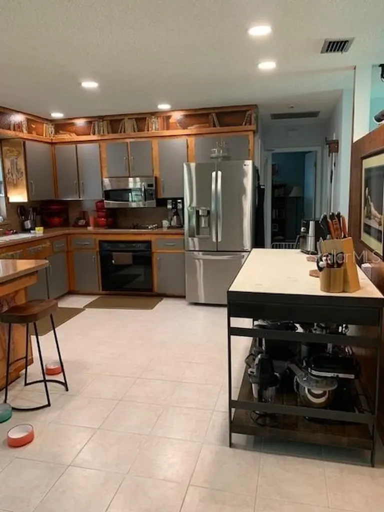 3942 11th Avenue N St Petersburg FL 33713