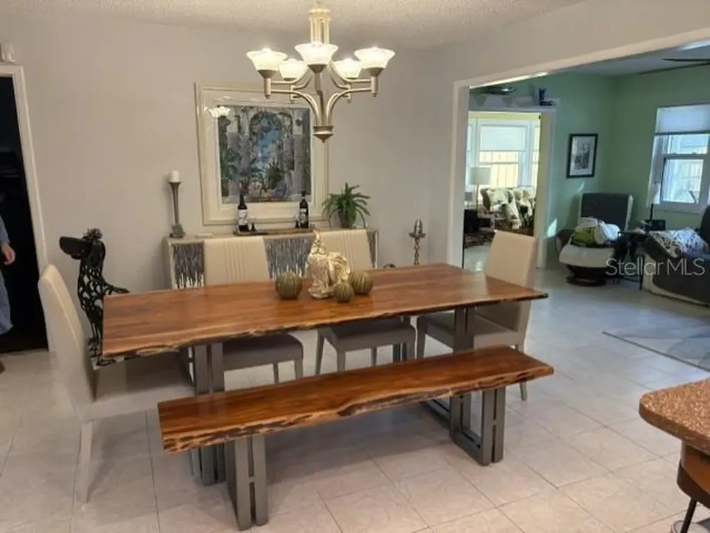 3942 11th Avenue N St Petersburg FL 33713