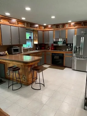 3942 11th Avenue N St Petersburg FL 33713