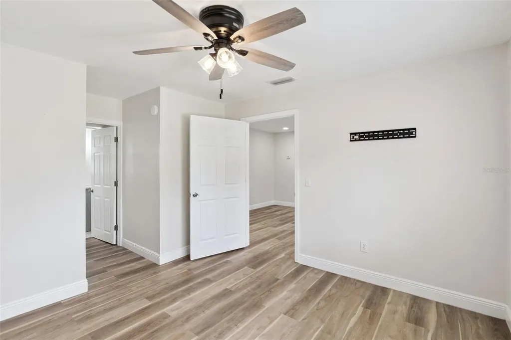 210 E Palm Street Davenport FL 33837